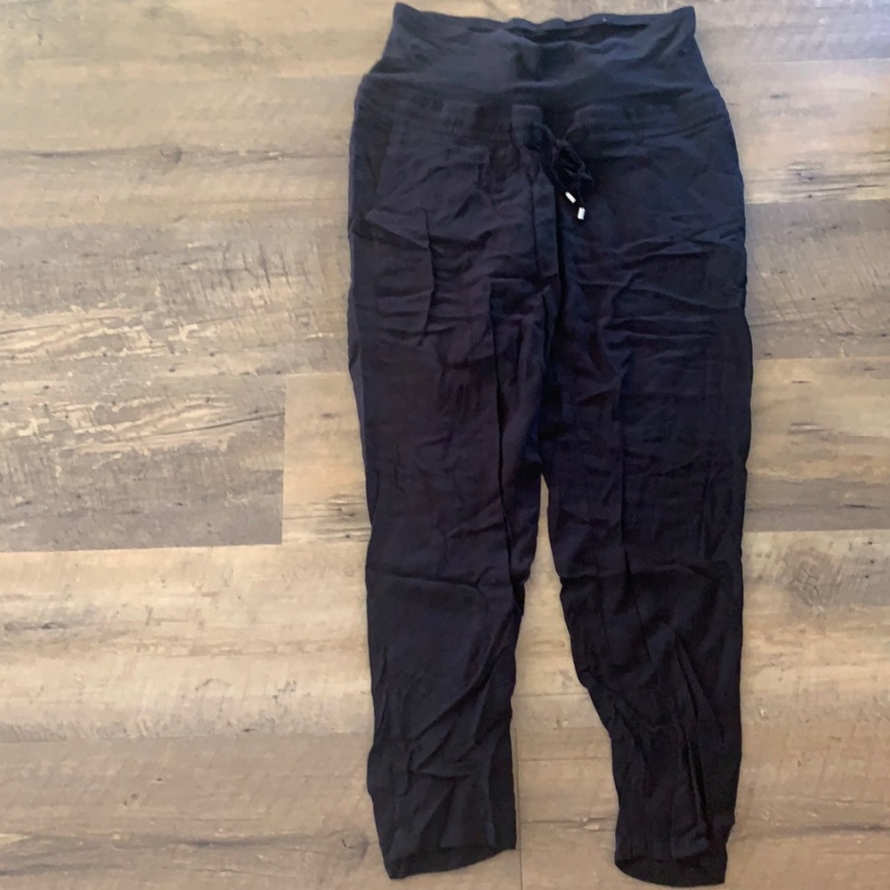 MAMA maternity size small joggers